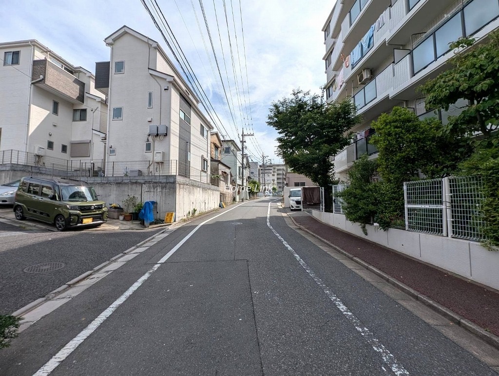 クリオ赤塚壱番館　南東側 前面道路